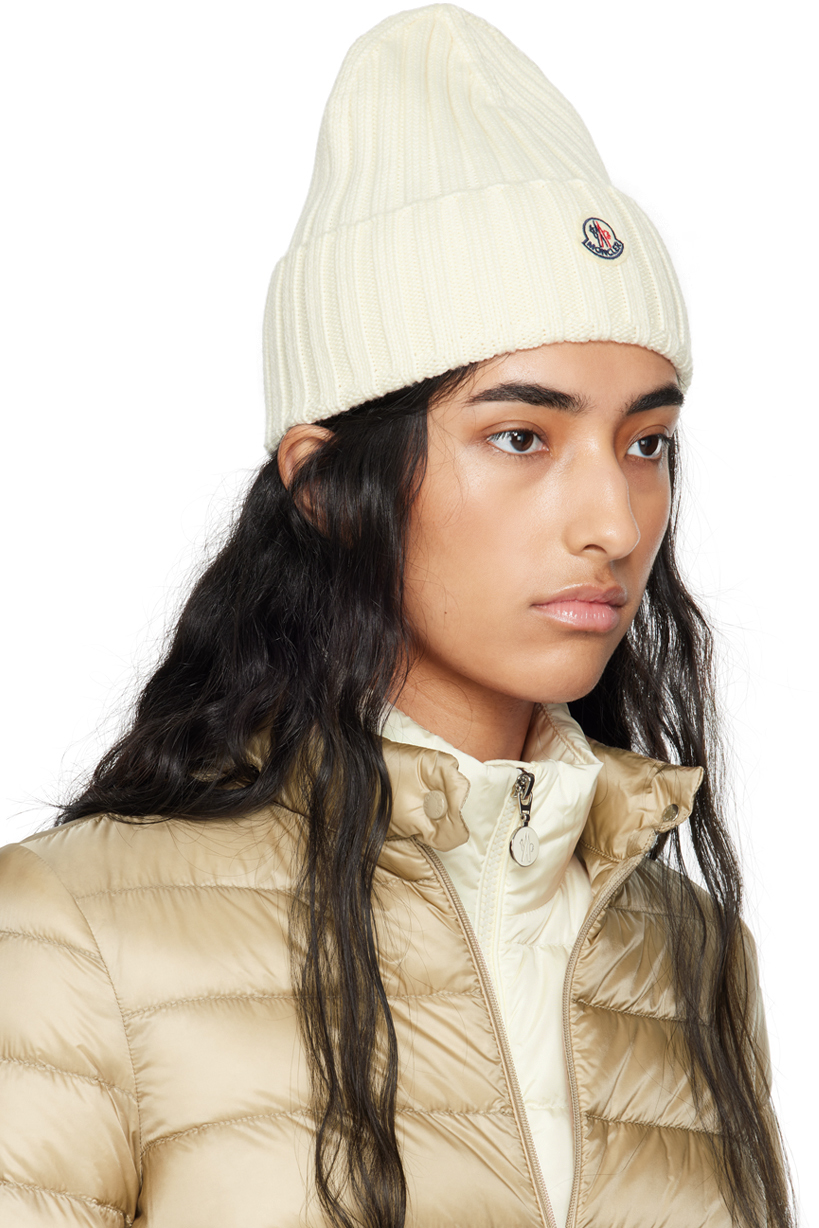 Moncler White Wool Beanie In 030 Pearl White