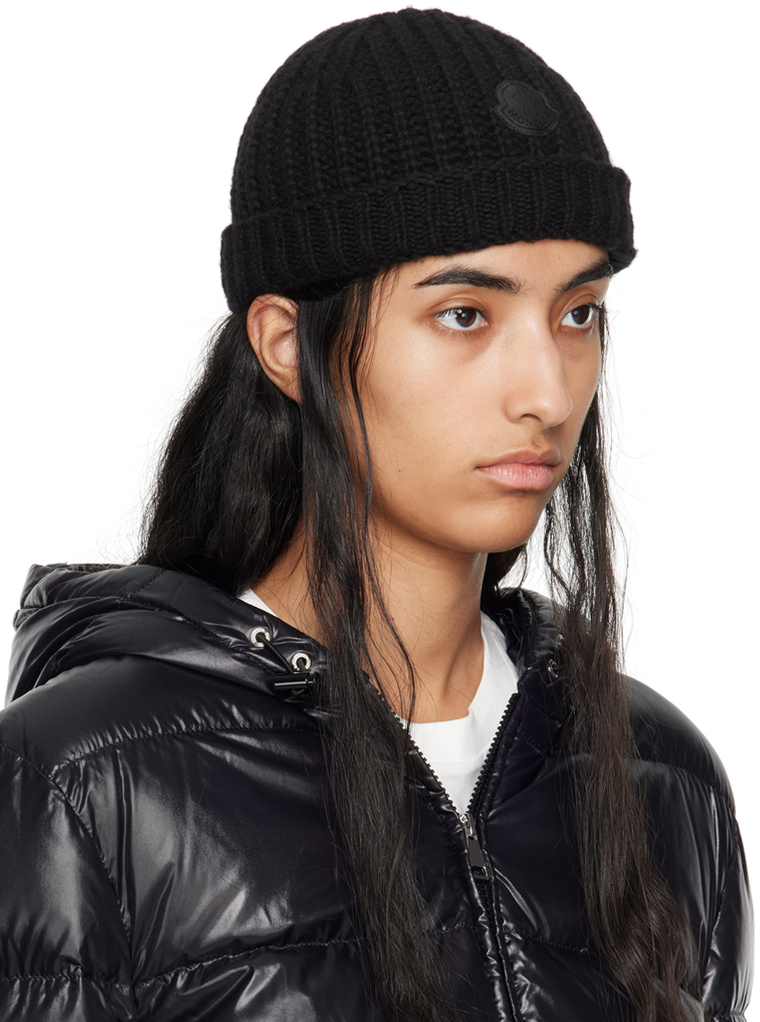 Moncler Black Wool Beanie In 999