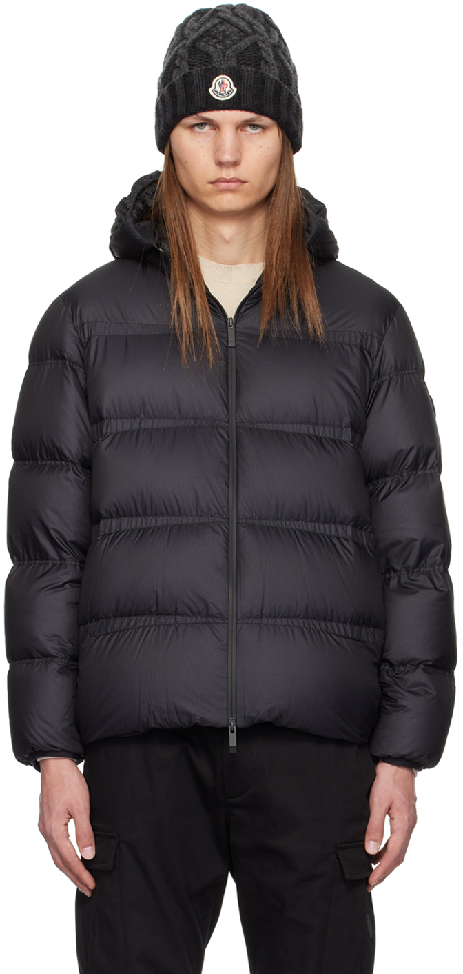 関税込 MONCLER MASAC SHORT DOWN JACKET Moncler: Black Masac Down Jacket | SSENSE