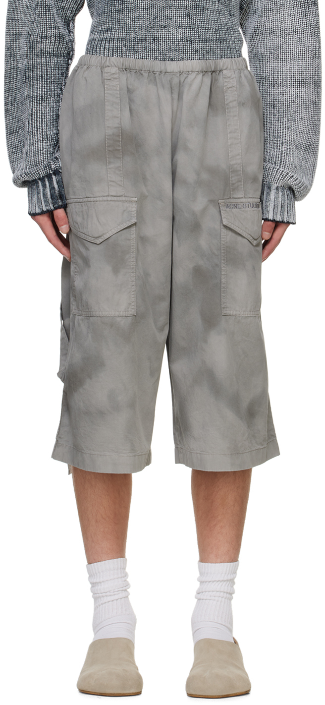【Acne Studios】 カーゴショートパンツ Acne Studiosのグレー カーゴショートパンツがセール中