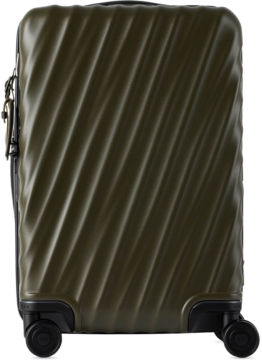 Shop Tumi 19 Degreeコレクション カーキ インターナショナル エクスパンダブル 4ウィール キャリーオンスーツケース In Olive Texture