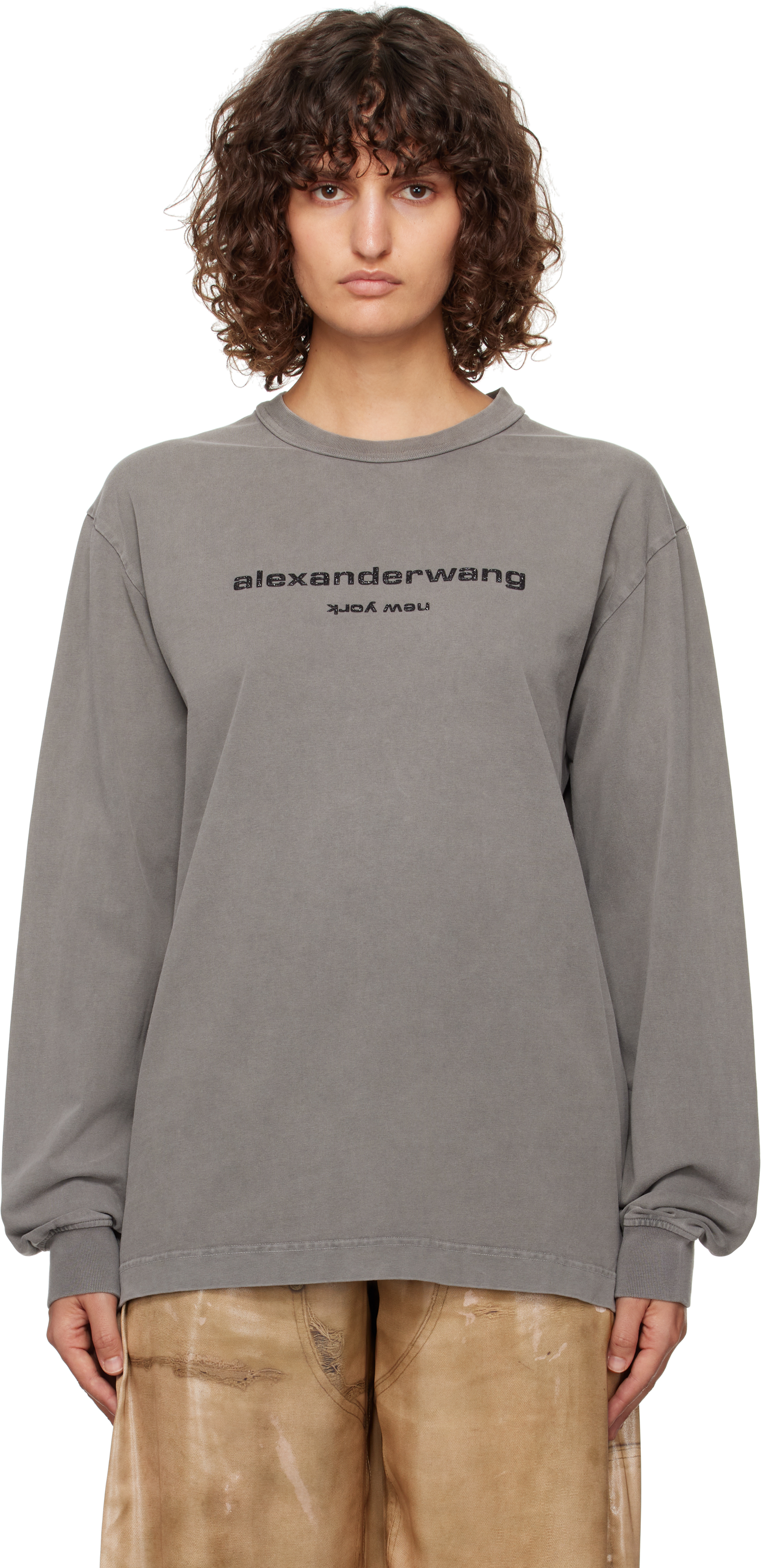 Alexander Wangのグレー グリッター パフロゴ 長袖Tシャツがセール中