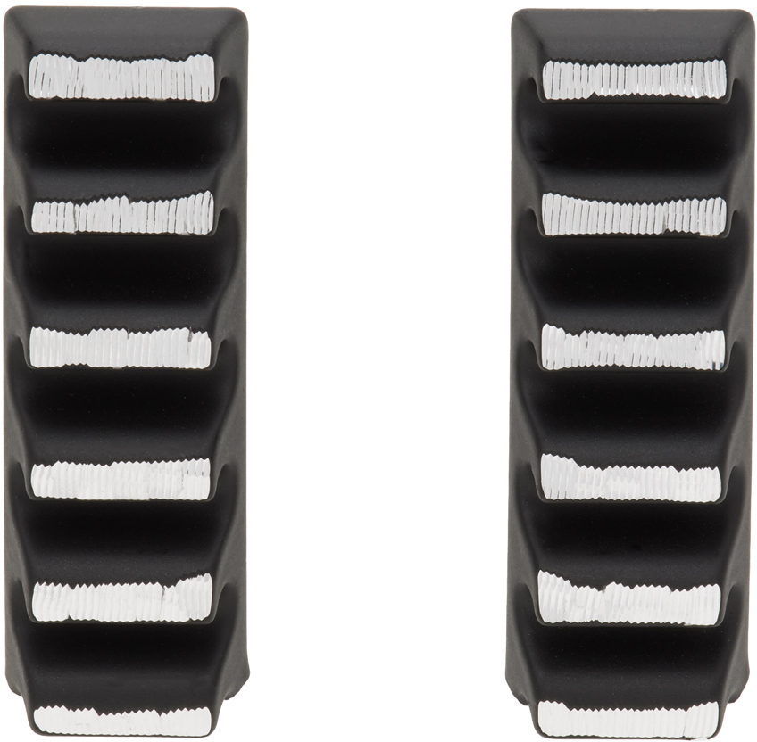 【関税込み】Innerraum ブラック Object EA9 ピアス Black Object EA9 Earrings by Innerraum on Sale