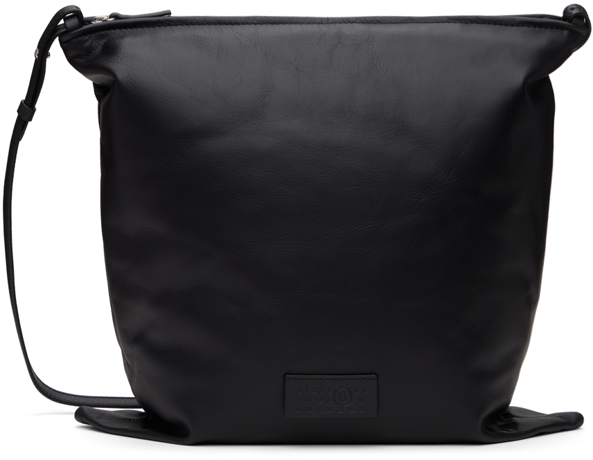 Shop Mm6 Maison Margiela ブラック Pillow クラッチバッグ In T8013 Black