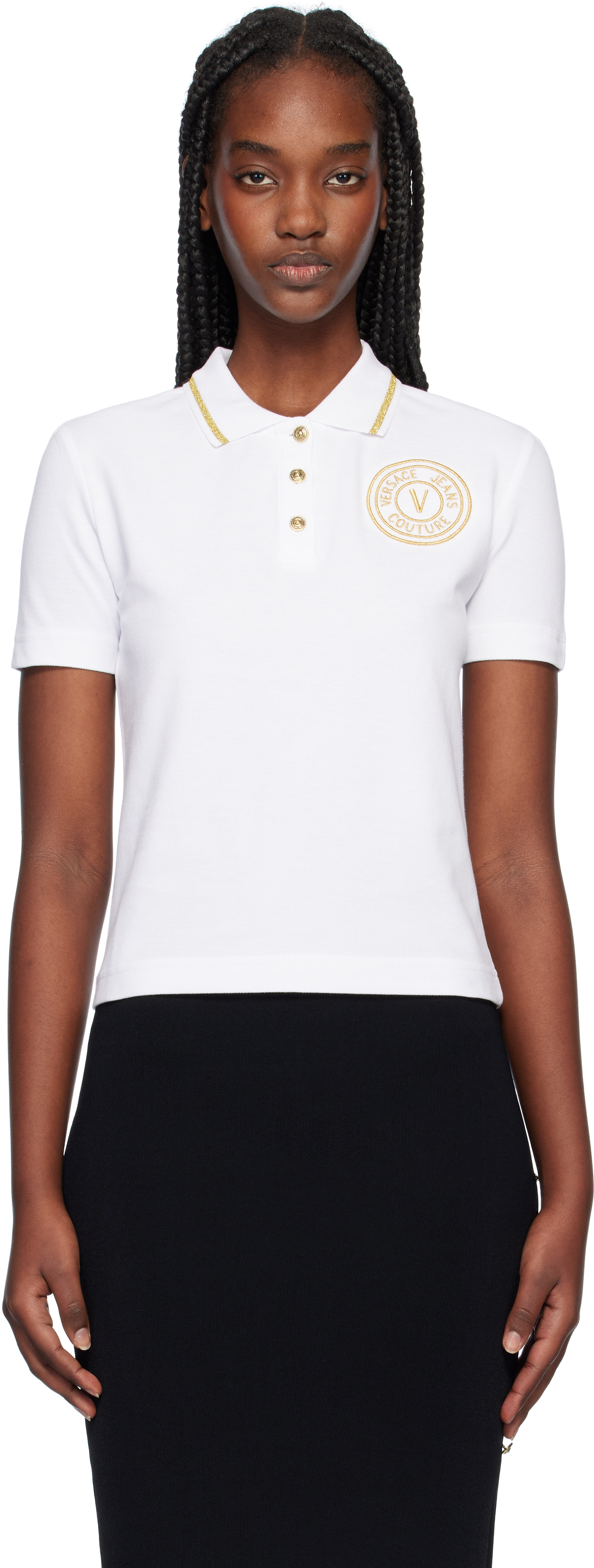 VERSACE｜SHORT-SLEEVED PIQUE/COLLAR (Embroidered V-Emble Embroidered Coupe Blason T-Shirt Black | VERSACE IN