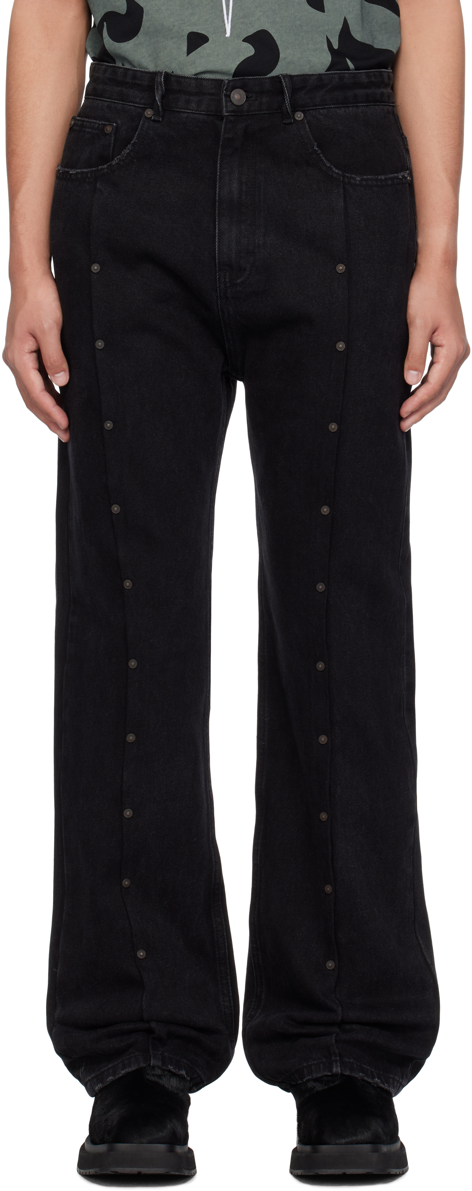 Black Single Rivet Jeans