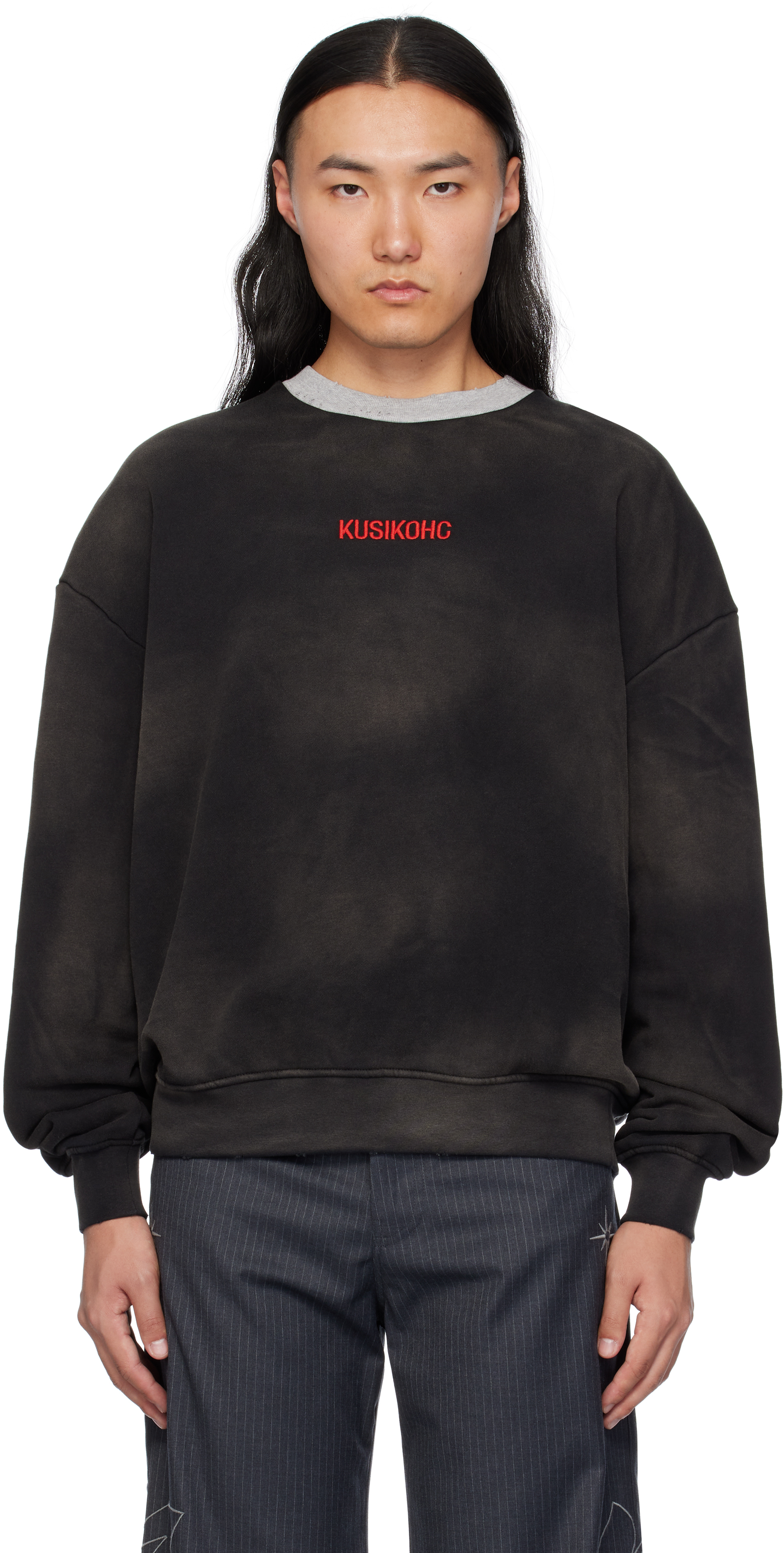【関税込み】KUSIKOHC SSENSE限定 グレー スウェットシャツ KUSIKOHCのSSENSE 日本限定 グレー スウェットシャツがセール中