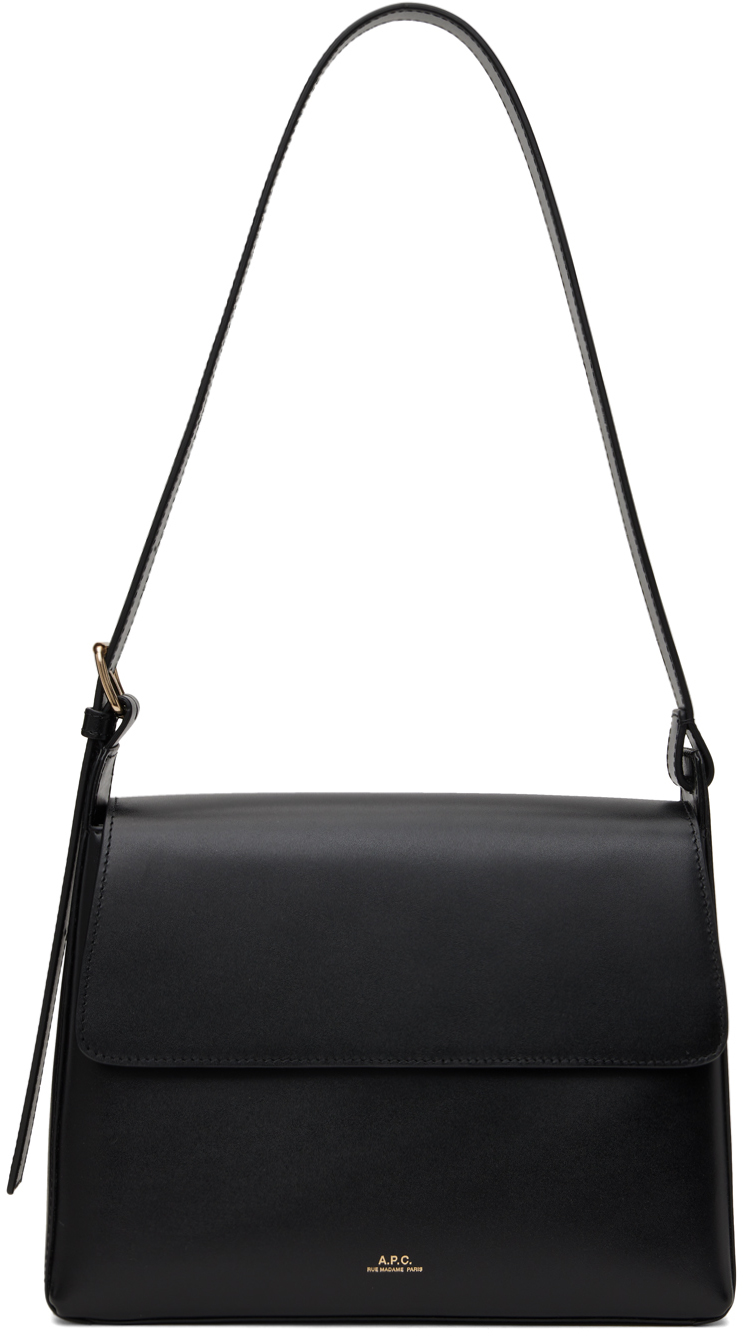 A.P.C.のブラック Virginie フラップ バッグがセール中