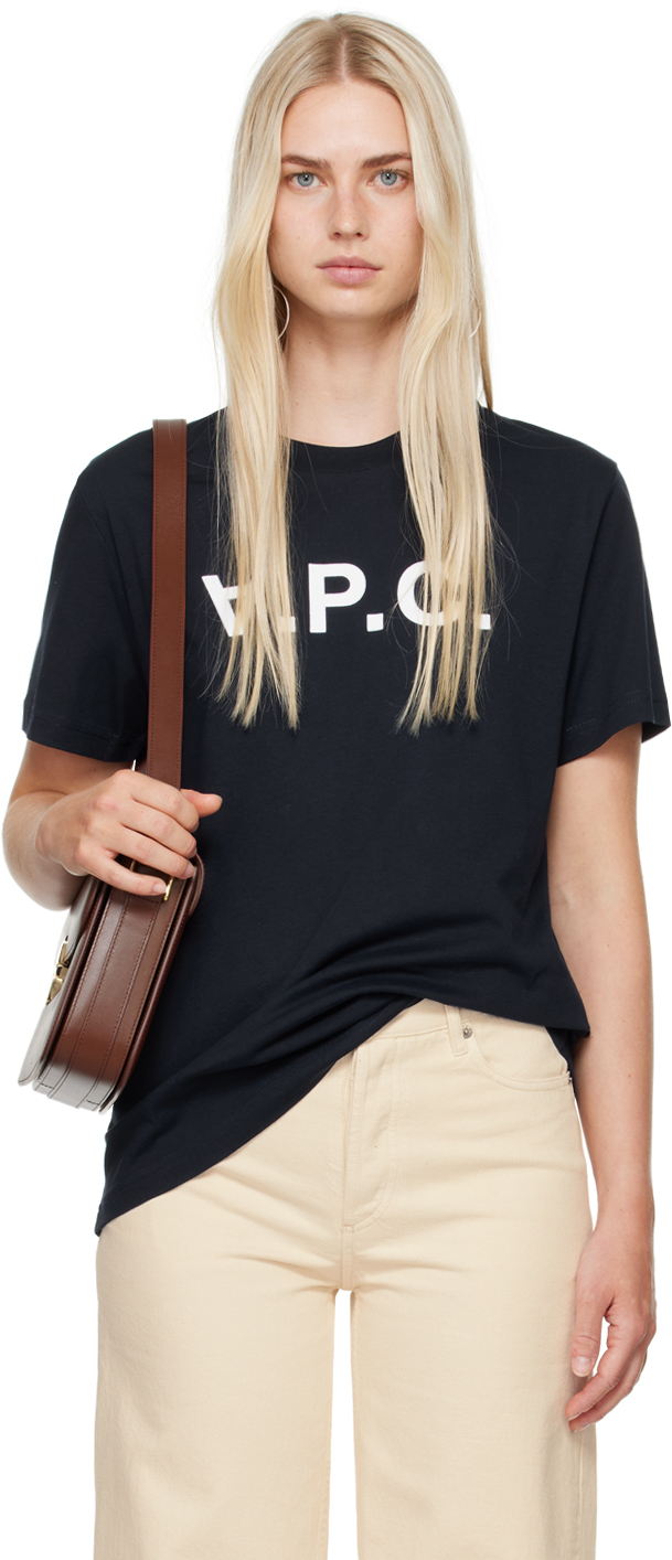 【関税込み】A.P.C. ネイビー Standard Grand V.P.C. Tシャツ A.P.C.のネイビー Standard Grand V.P.C. Tシャツがセール中