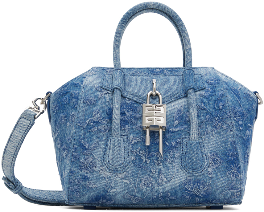 Shop Givenchy ブルー ミニ Antigona Lock デニム バッグ In 420-medium Blue