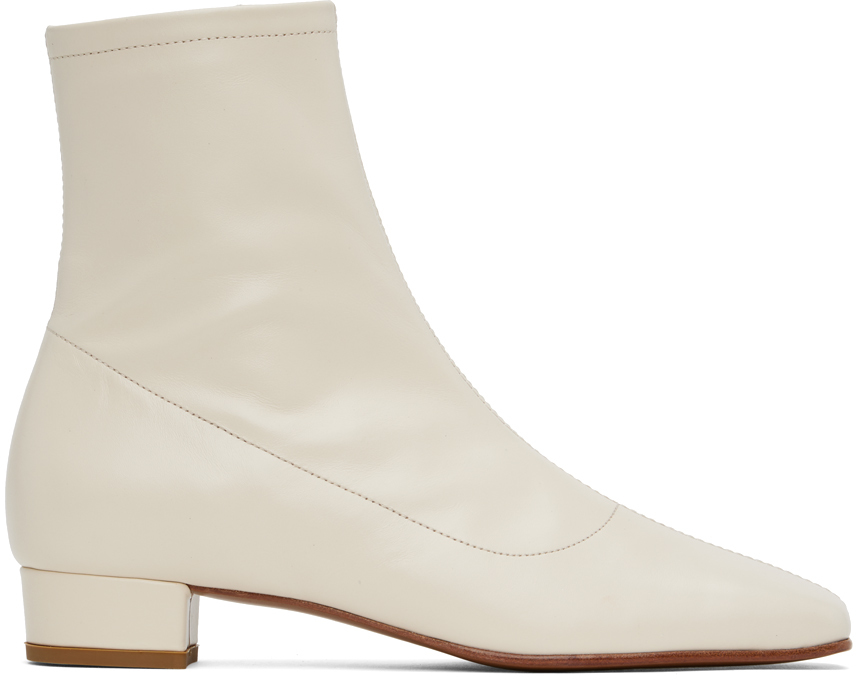 【関税込み】BY FAR ホワイト Este ブーツ White Este Boots by BY FAR on Sale