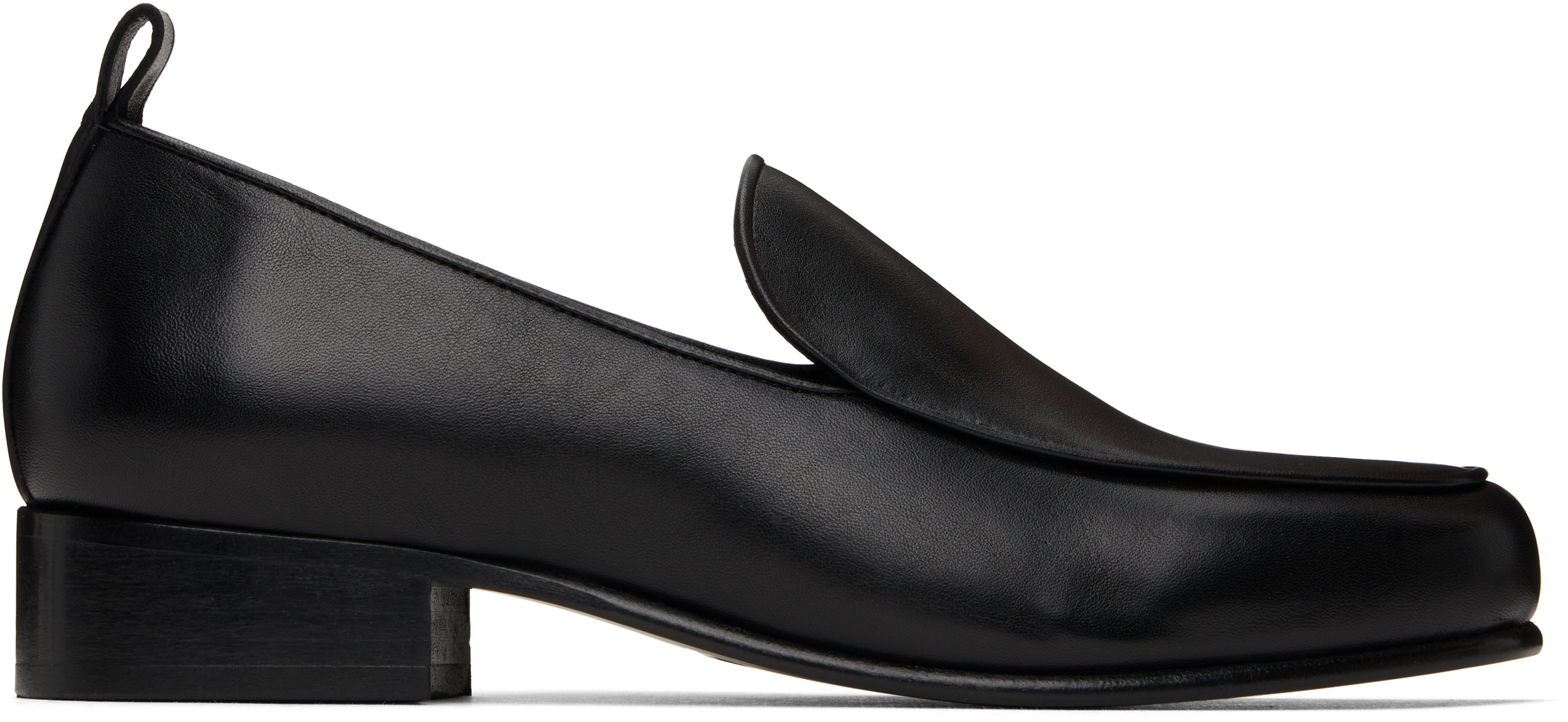 【関税込み】BY FAR ブラック Alfred ローファー ALFRED in BLACK for Women | Stuart Weitzman®