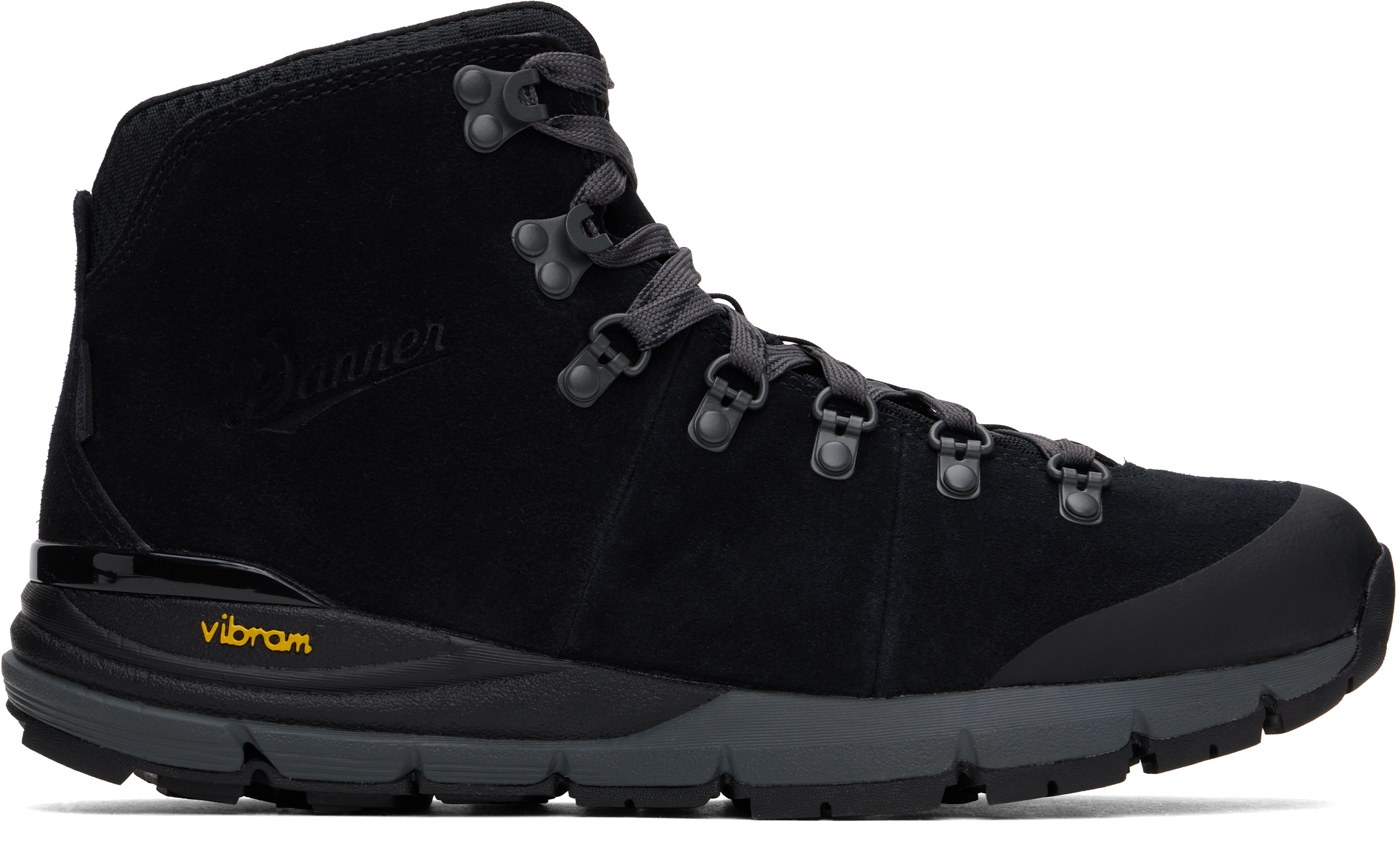 Shop Danner Black Mountain 600 Boots In Jet Blck/dark Shadow