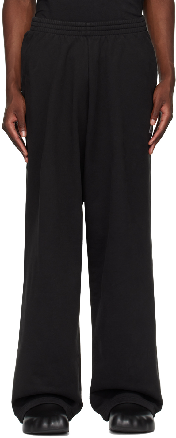 Shop Balenciaga Black Activewear Sweatpants In 1083 Black