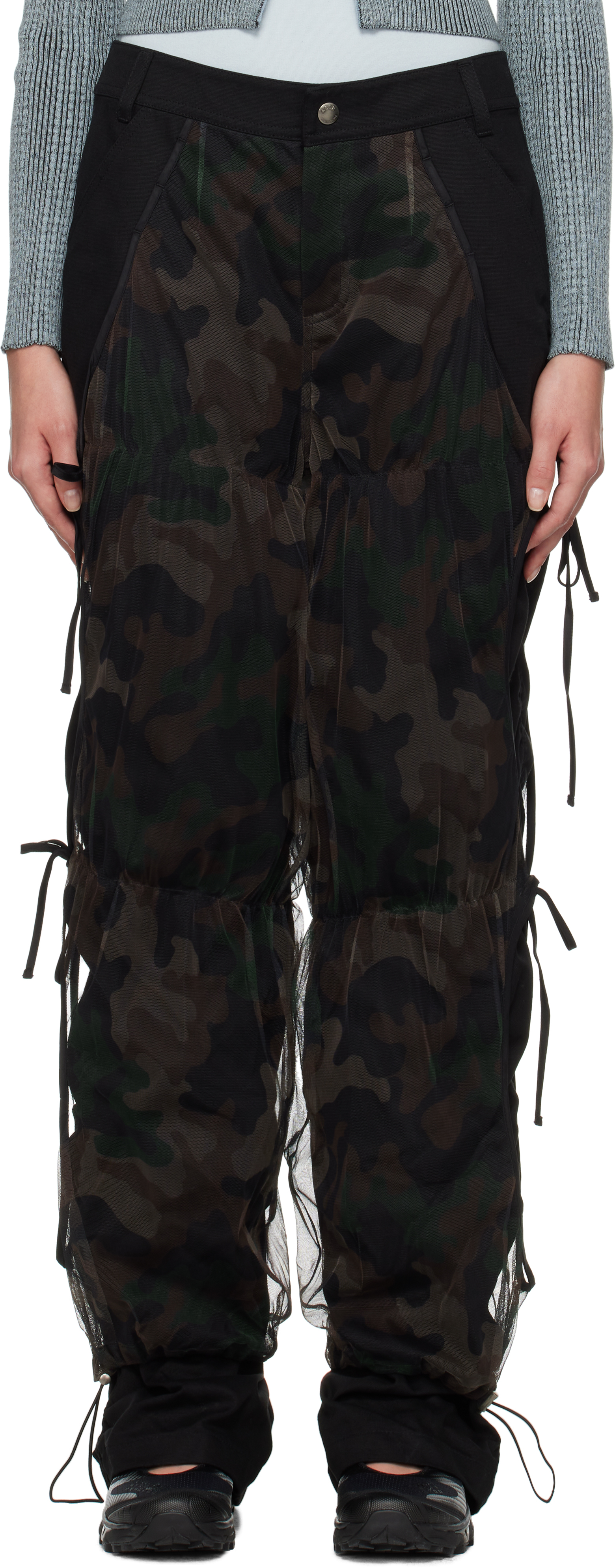パンツ [ANDERSSON BELL] CAMOUFLAGE MESH LAYERED TYING PANTS Black Camouflage Mesh Layered Tying Trousers by Andersson
