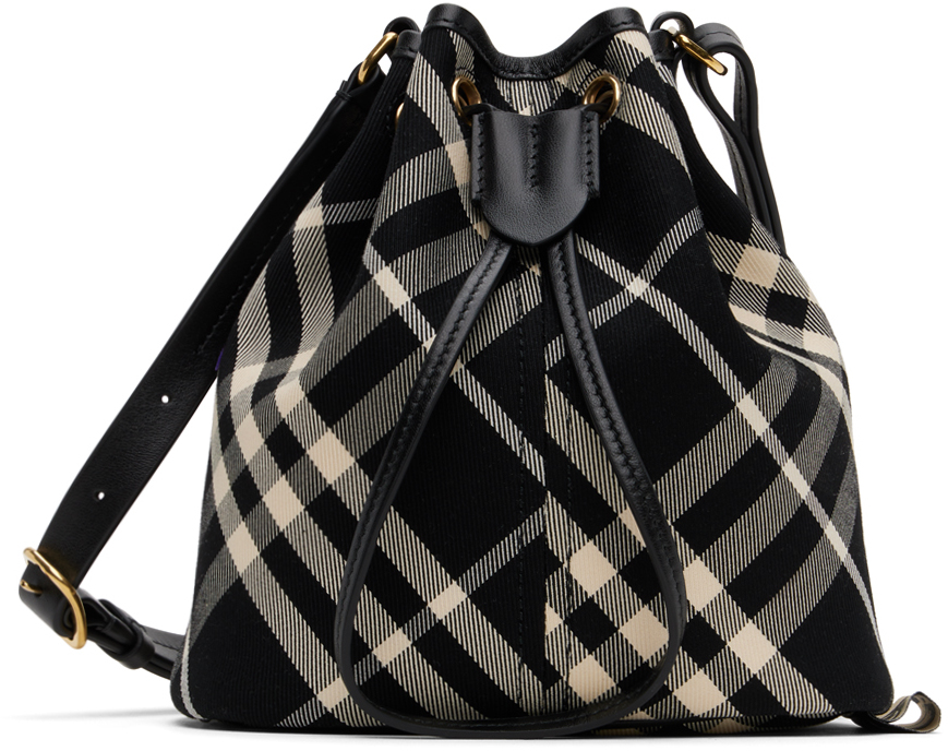 Shop Burberry ブラック＆オフホワイト ミニ チェック バケットバッグ In Black/calico