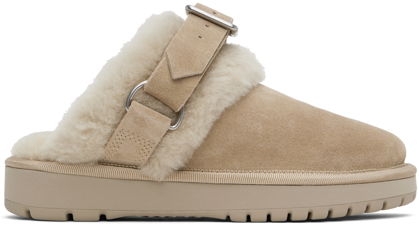 サンダル・ミュール BURBERRY Beige Suede Chubby Slippers Beige Suede & Shearling Chubby Slippers by Burberry on Sale