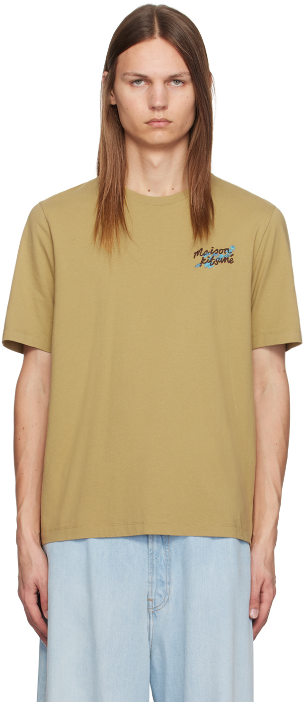 【関税込み】Maison Kitsune カーキ Falling Leaves Tシャツ Maison Kitsunéのカーキ Falling Leaves Tシャツがセール中