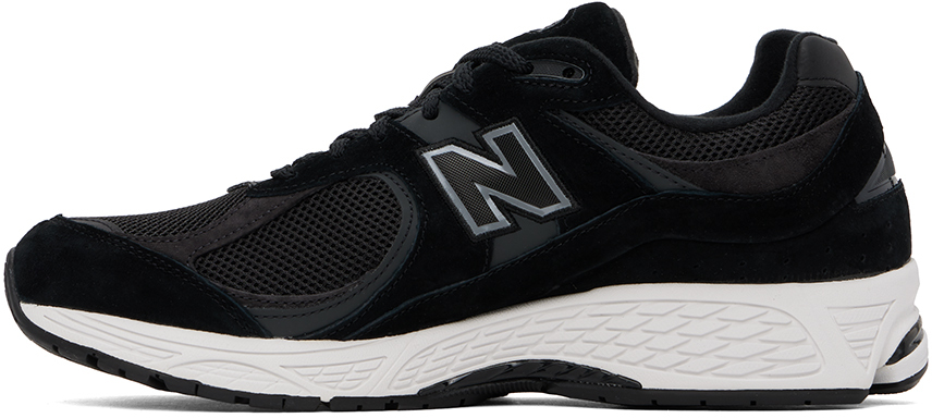 New Balance Mens Black White 2002 Logo-patch Suede And Mesh Low-top Trainers In Black