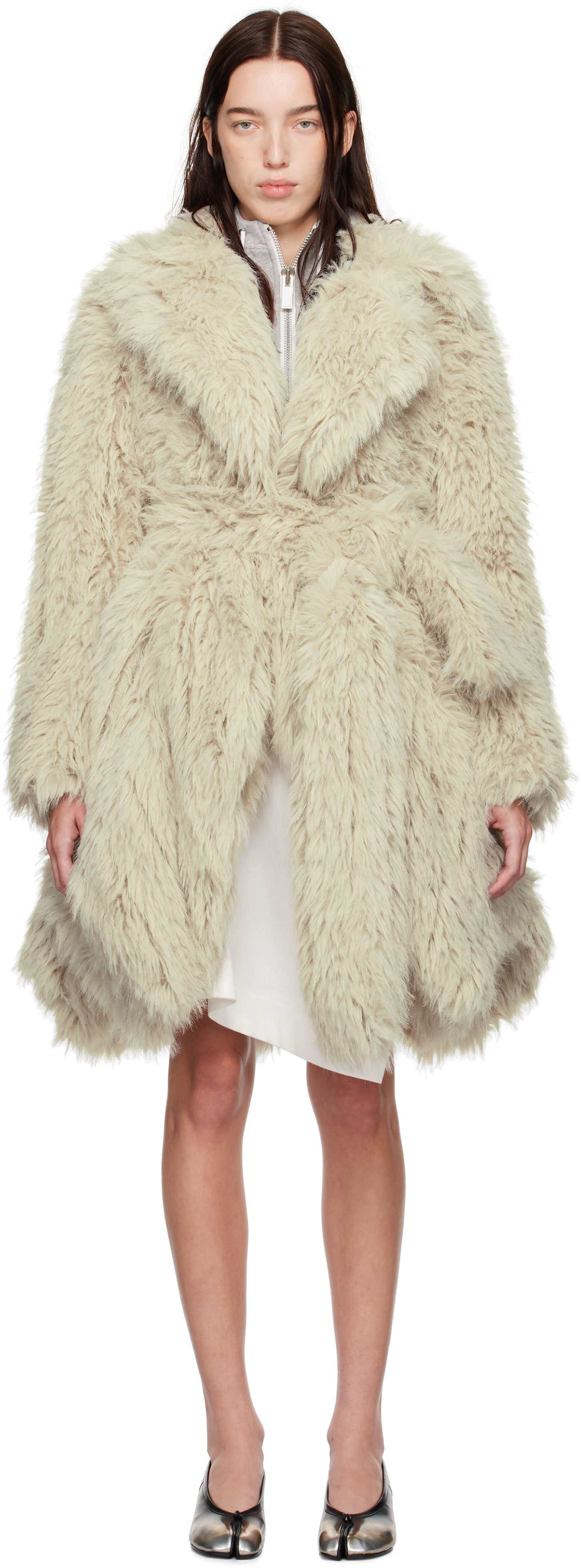 SACAI OFF-WHITE BELTED FAUX-FUR COAT 