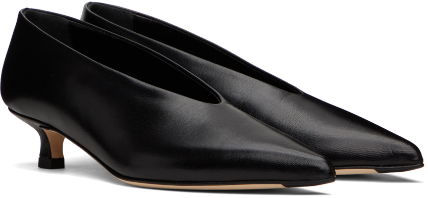 Aeyde Moa Leather Point-toe Flats In Black