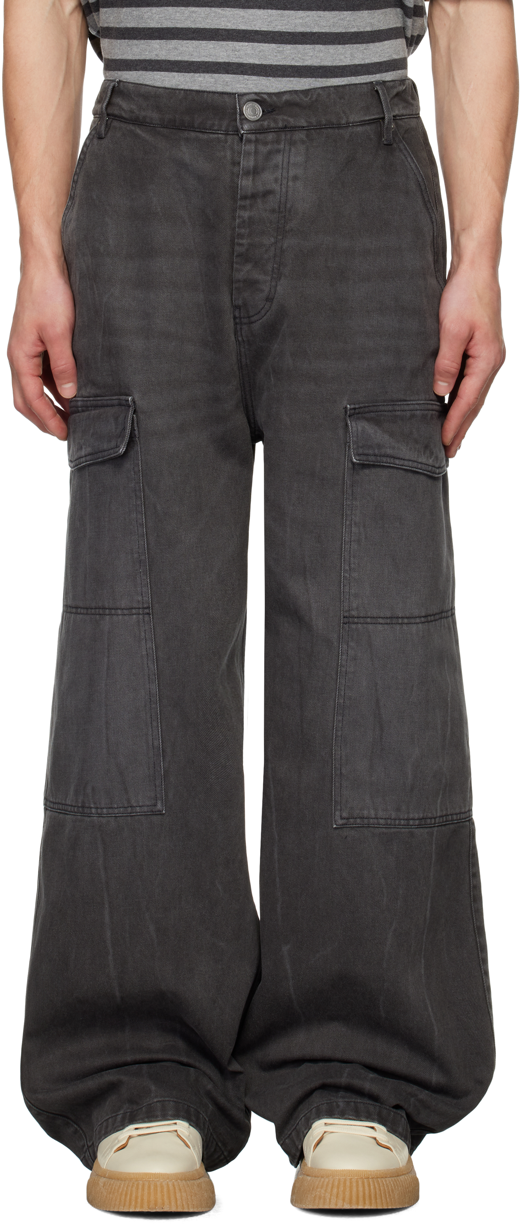 【送料&関税込】Ami Alexandre Mattiussi Gabardine Cargo Trou AMI Alexandre Mattiussi Cotton-Blend Joggers - M | Coggles