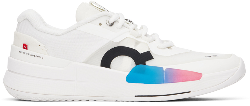 ON WHITE 'THE ROGER' PRO 2 SNEAKERS 