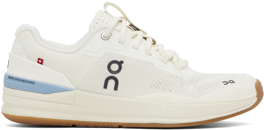 White 'THE ROGER Pro' Sneakers