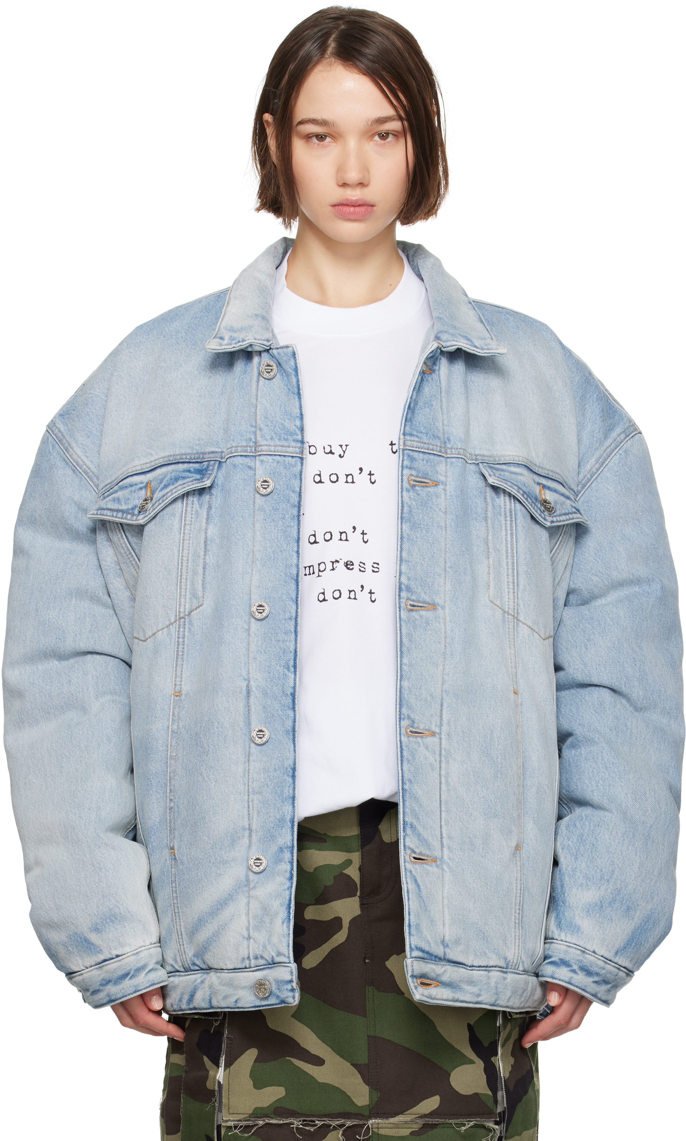 【関税込み】VETEMENTS ブルー パファー デニムジャケット VETEMENTSのブルー パファー デニムジャケットがセール中