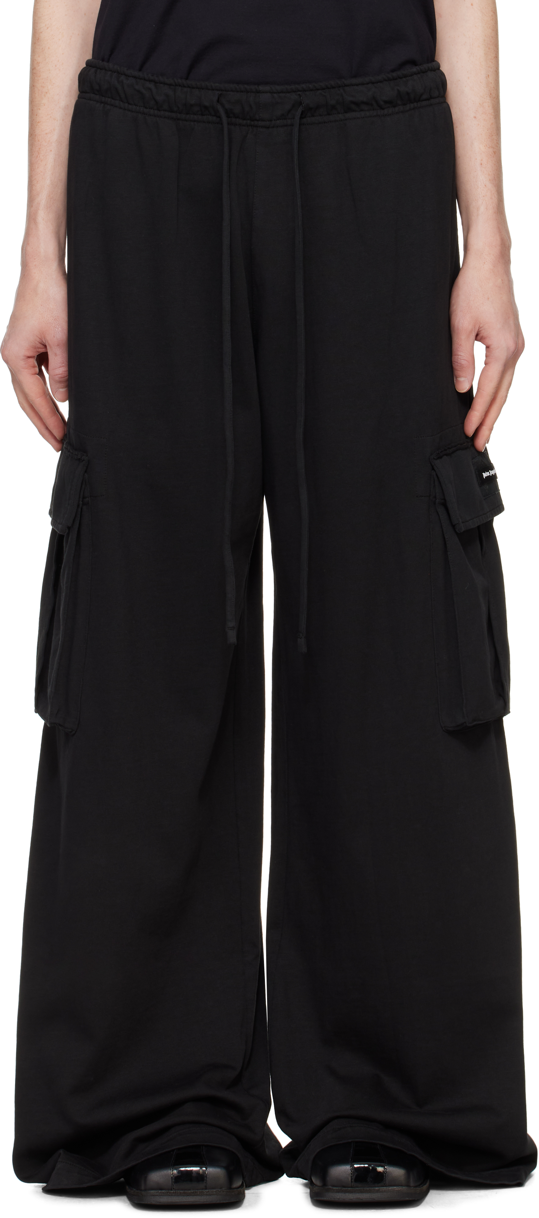 palm-angels-black-monogram-