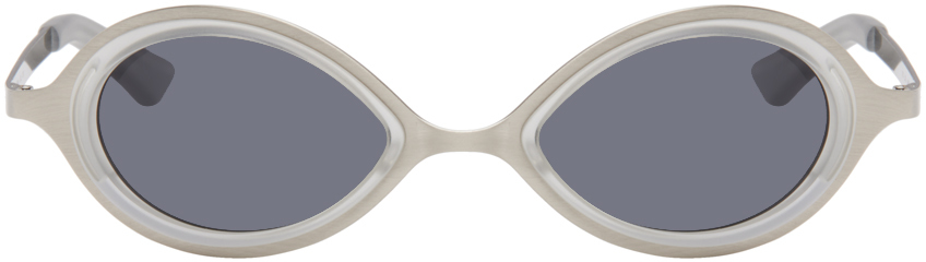 Shop Song For The Mute Ssense限定 シルバー The Goggle サングラス In Brushed Silver