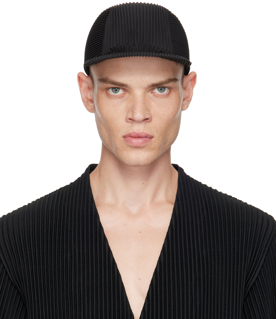 Shop Issey Miyake Black Pleats Cap In 15-black