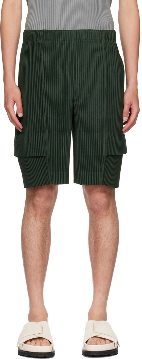 Shop Issey Miyake Green Cargo Shorts In 67-deep Green