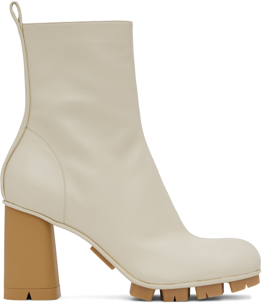 Shop Bottega Veneta Off-white Shore Ankle Boots In 9031 Sea Salt