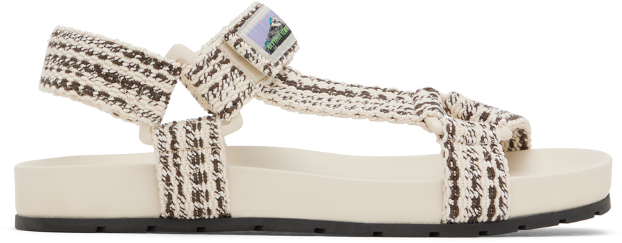 関税込【Bottega Veneta】オフホワイト＆ブラウン Trip サンダル Bottega Veneta: Off-White & Brown Trip Sandals | SSENSE
