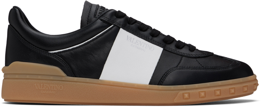 Valentino Garavani★ブラック Upvillage スニーカー Black Upvillage Low-Top Sneakers by Valentino Garavani on Sale