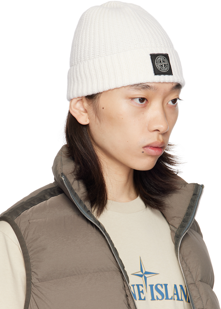 STONE ISLAND OFF-WHITE KNITTED BADGE BEANIE