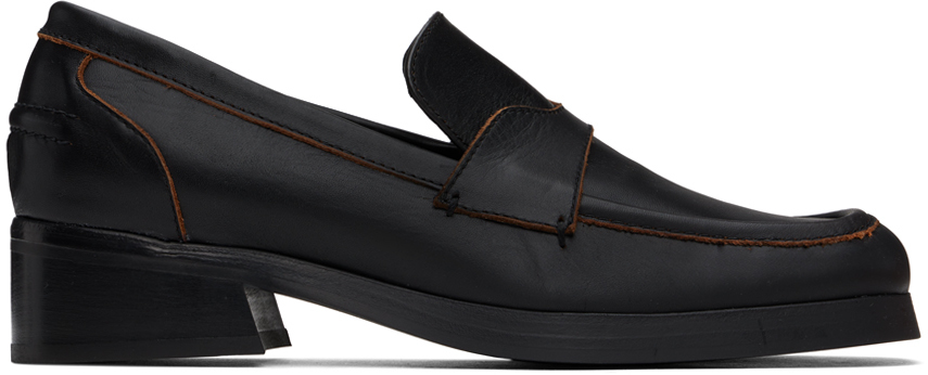 Eckhaus Lattaのブラック Latta ローファーがセール中