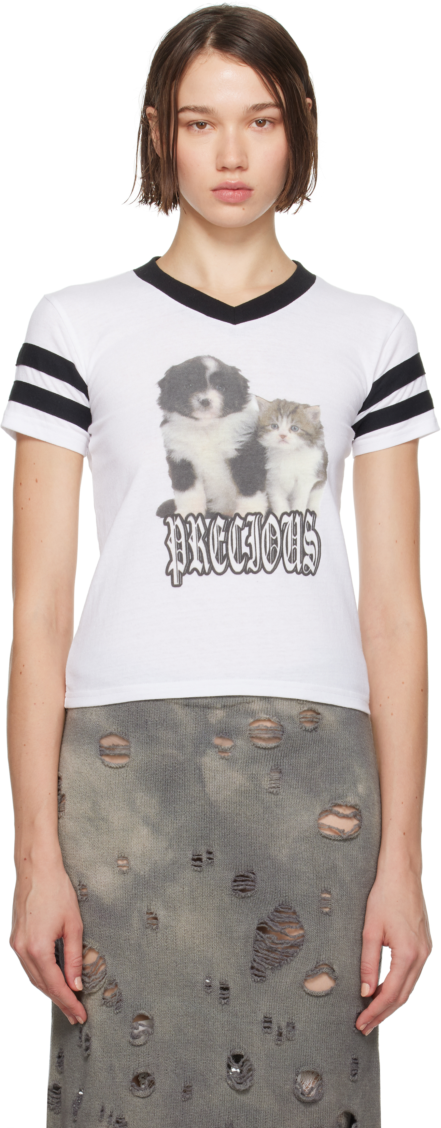 【Ashley Williams】ホワイト Puppy & Kitten Varsity Tシャツ White Puppy & Kitten Varsity T-shirt by Ashley Williams on Sale