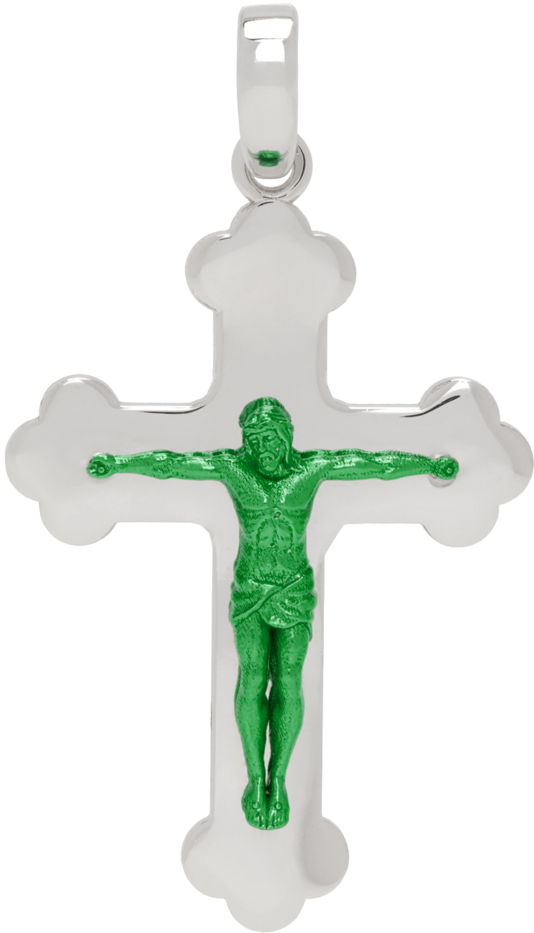 Shop Veert ホワイトゴールド The Small Jesus Piece ペンダントトップ In White Gold/green