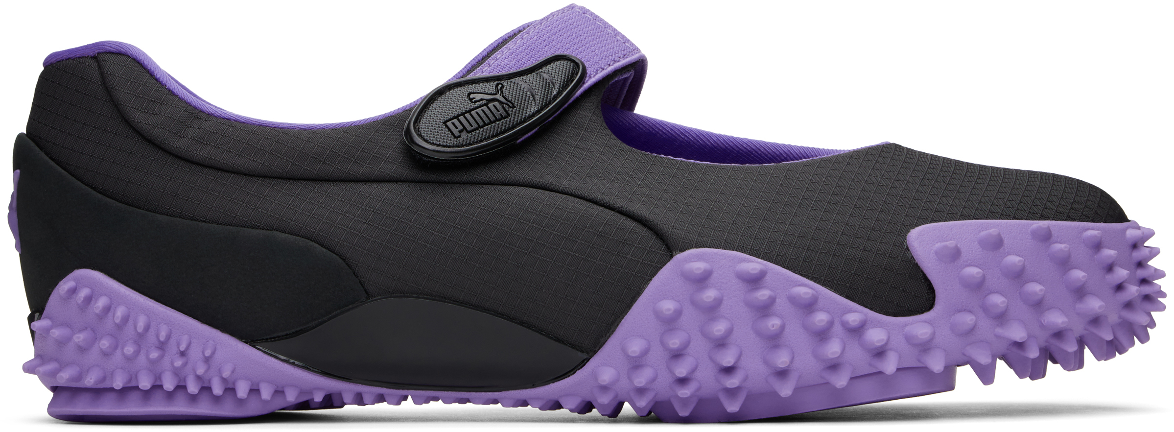PUMAのブラック＆パープル Mostro Fey Launch スニーカーがセール中