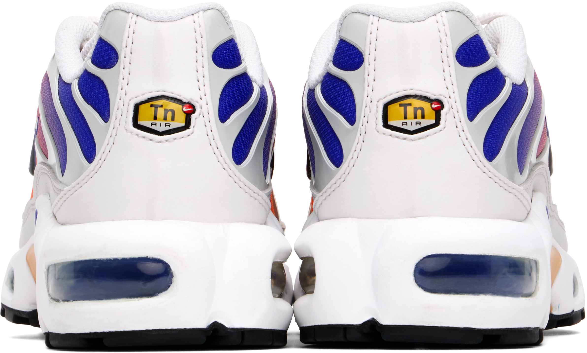 Nike Air Max Plus Sneaker In Platinum Tint/black