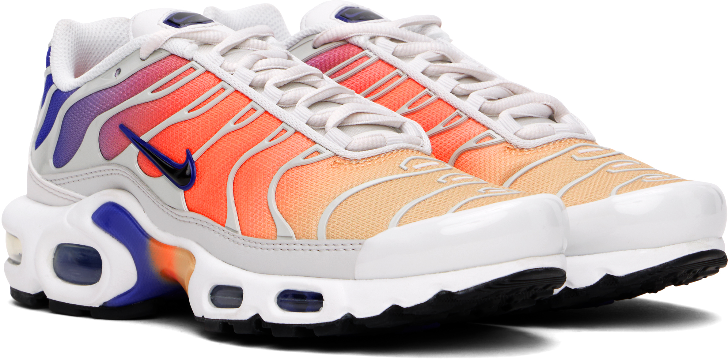 Nike Air Max Plus Sneaker In Platinum Tint/black