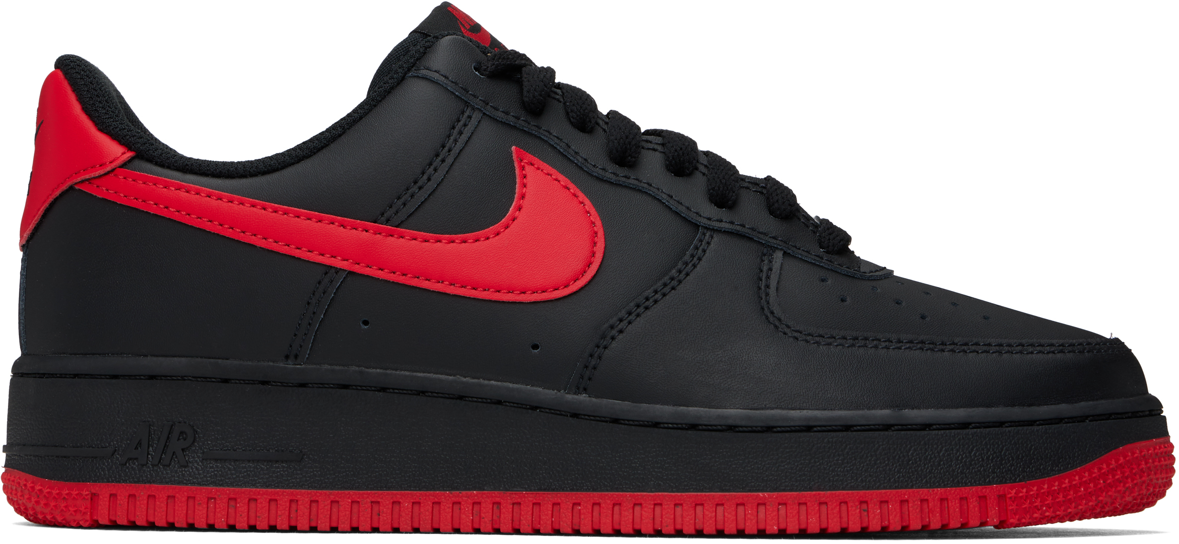 Black & Red Air Force 1 '07 Sneakers