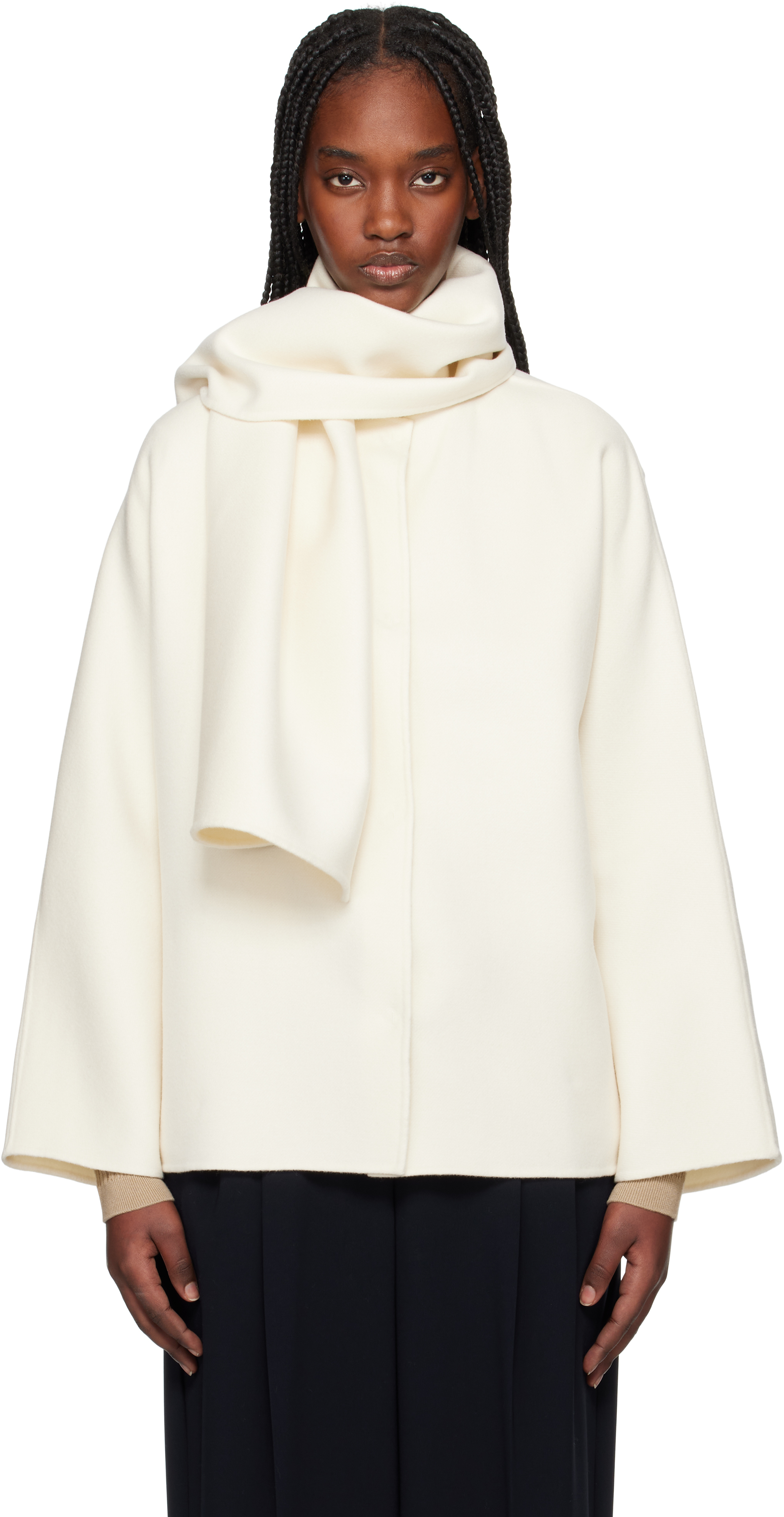 【関税込み】Max Mara オフホワイト Udente ジャケット Max Maraのオフホワイト Udente ジャケットがセール中