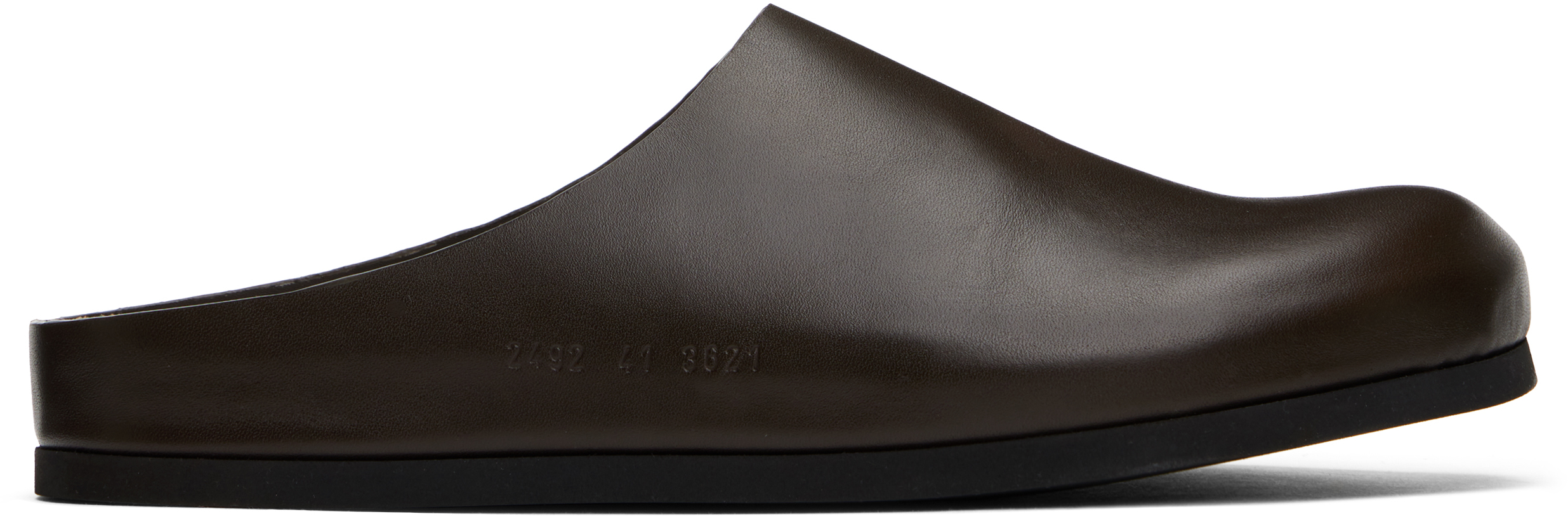 【関税込み】Common Projects ブラウン クロッグ Common Projectsのブラウン クロッグがセール中