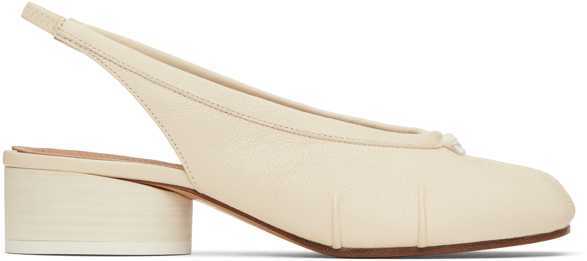 ◆Maison Margiela◆ オフホワイト Tabi New Ballerina ヒール Maison Margiela Tabi New 30mm Ballerina Shoes | White | FARFETCH
