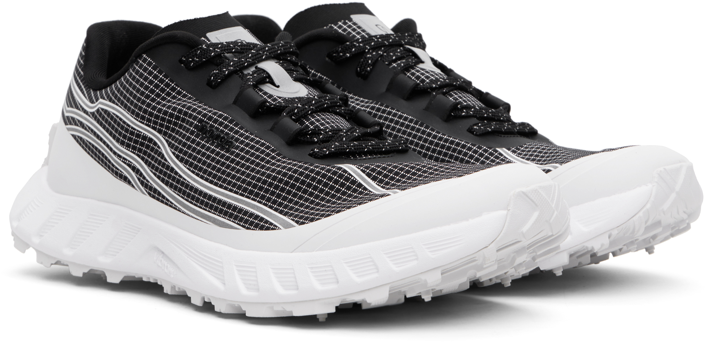 Norda 002 Trainers In Summit Black