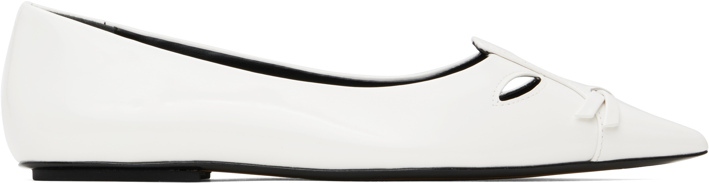 【関税込み】Marc Jacobs ホワイト 'The Kat' フラットシューズ Marc Jacobs The Leather Kat フラットシューズ | ホワイト
