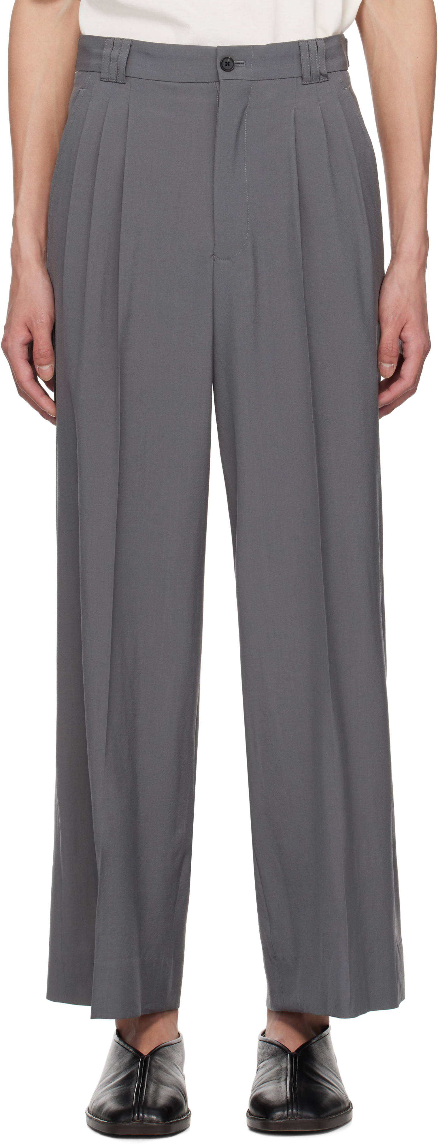 Gray 3Pleated Trousers